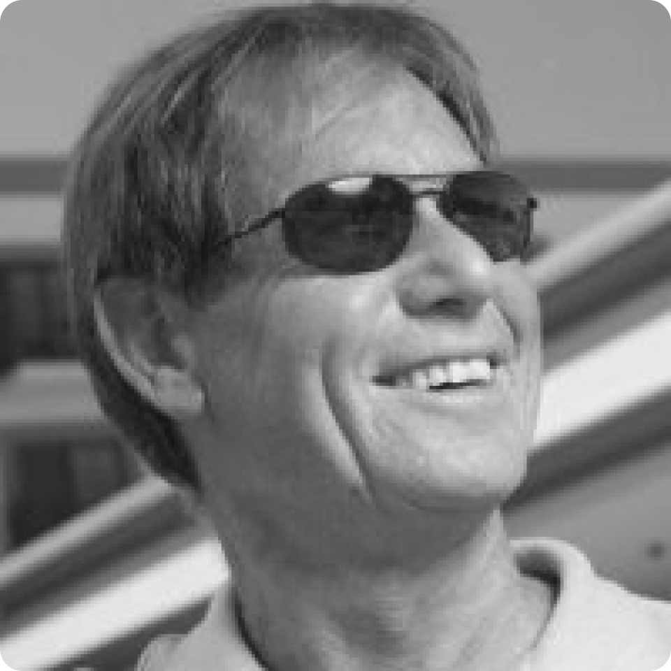 Headshot of Andy Grant.